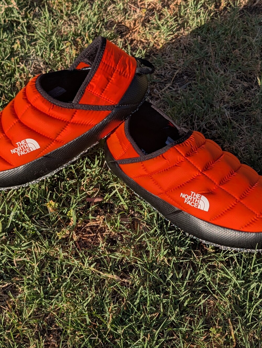 The North Face ThermoBall Eco Traction Slipper Mules Men’s 8 Women’s 9.5 Orange - Picture 6 of 7
